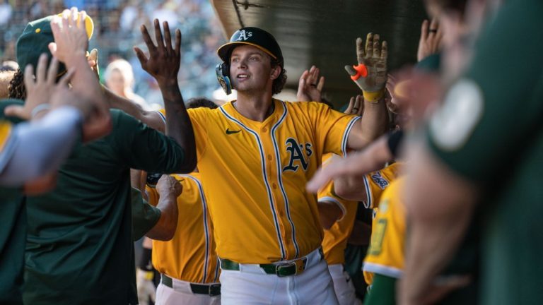 MLB Awards Week predictions, results: Kurtz, Baldwin named Rookies of the Year