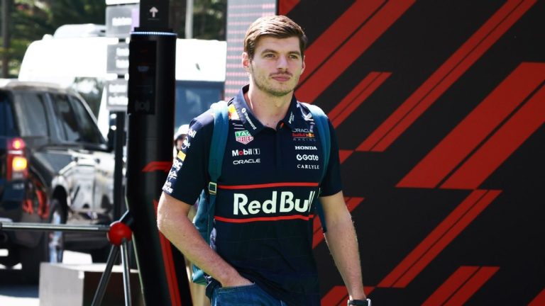 F1 title battle: Verstappen feeling ‘no pressure’